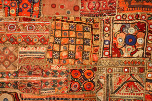 2025 ke latest home decor trends Hindi mein